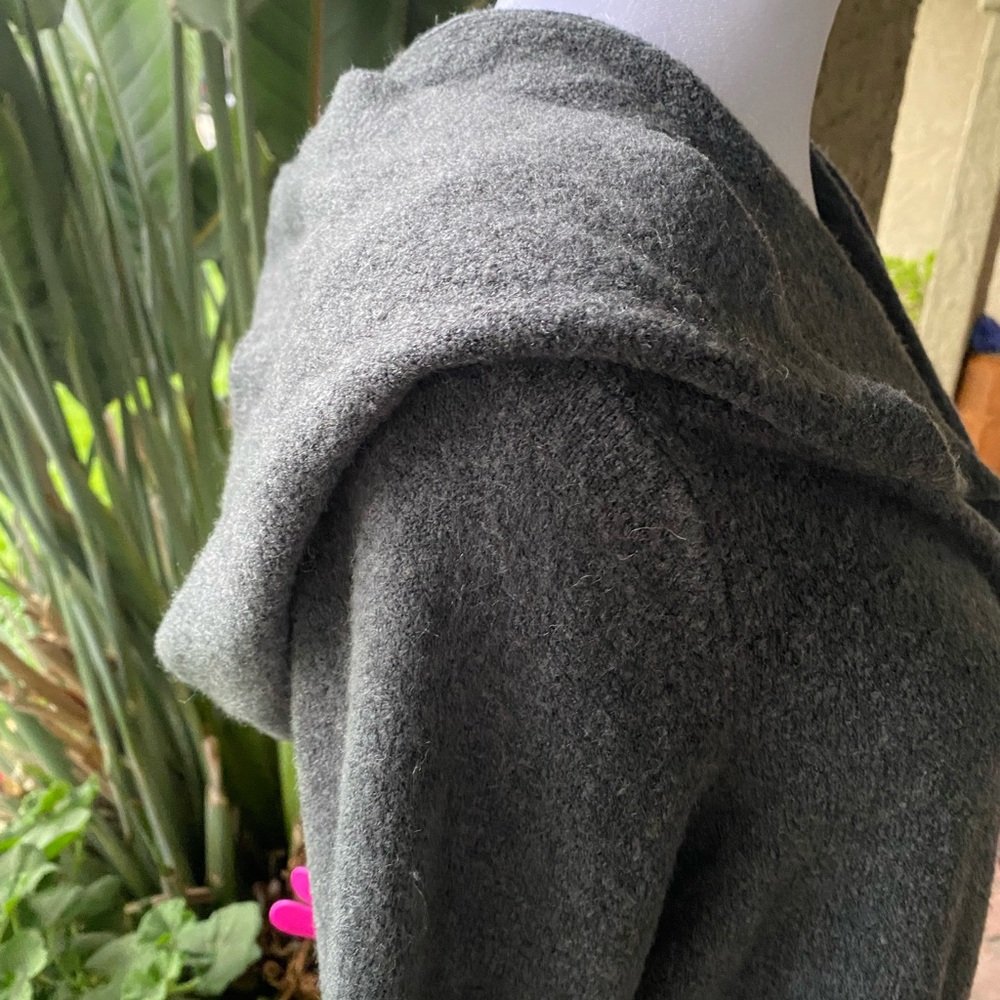 Cozy Gray Hooded Sweater